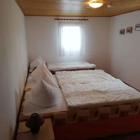 1 * Fuhlendorf (Mecklenburg-Vorpommern)